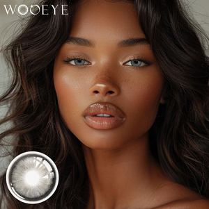 Model wearing Diamond Gray I Contact Lenses