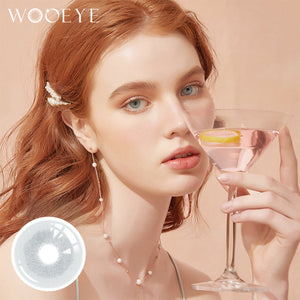 Model wearing Princess Gray I Contact Lenses