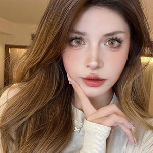 Model wearing Transform Brown Contact Lenses