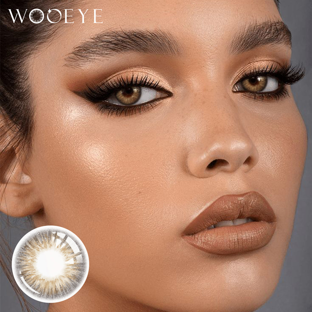 Model wearing Omg Brown I Contact Lenses