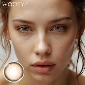 Model wearing Hazel Brown Contact Lenses