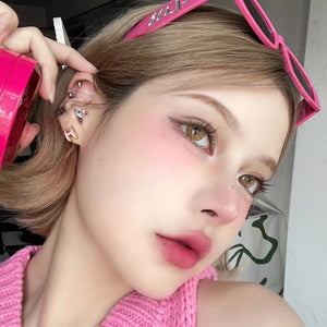 Model wearing Transform Brown Contact Lenses