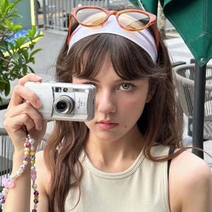 Model wearing Diamond Brown I Contact Lenses