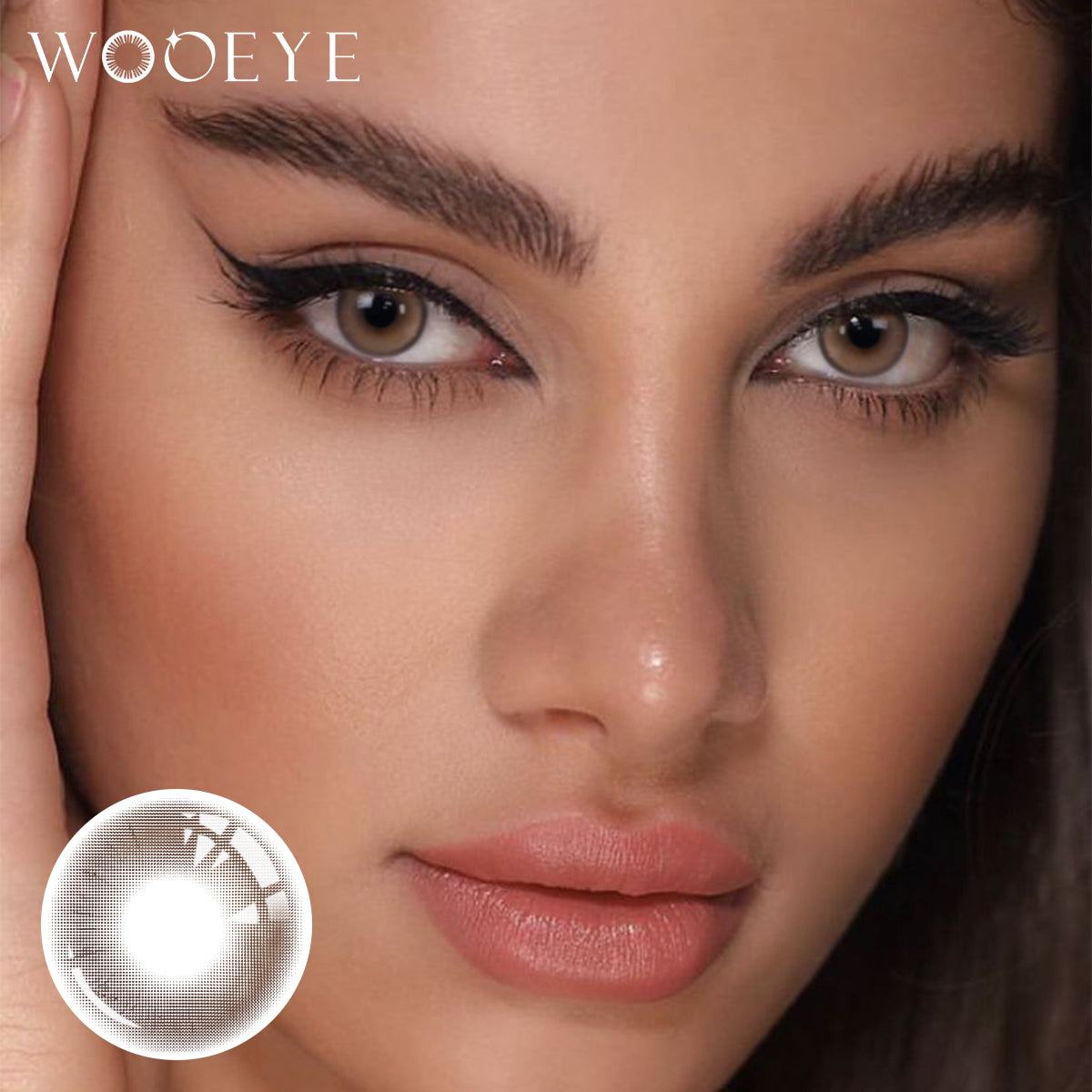 Model wearing Coffee Brown I Contact Lenses