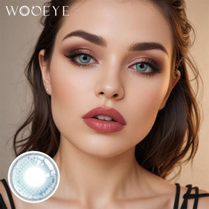 Model wearing Soul Blue Contact Lenses