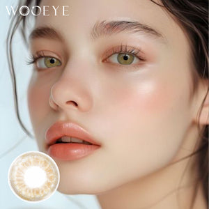 Model wearing Delicious Honey Brown Contact Lenses
