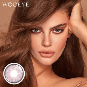 Model wearing Trends Purple Contact Lenses