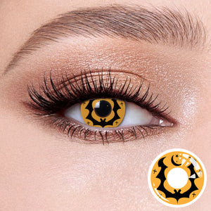 The effect of wearing Halloween I Contact Lenses , with a close-up of the product in the lower right corner