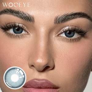The girl's face is looking straight ahead, the upper left is the Wooeye logo, and the lower left is a close-up of the Star Blue contact lens