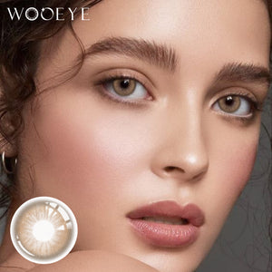 Model wearing Sweet Brown Contact Lenses