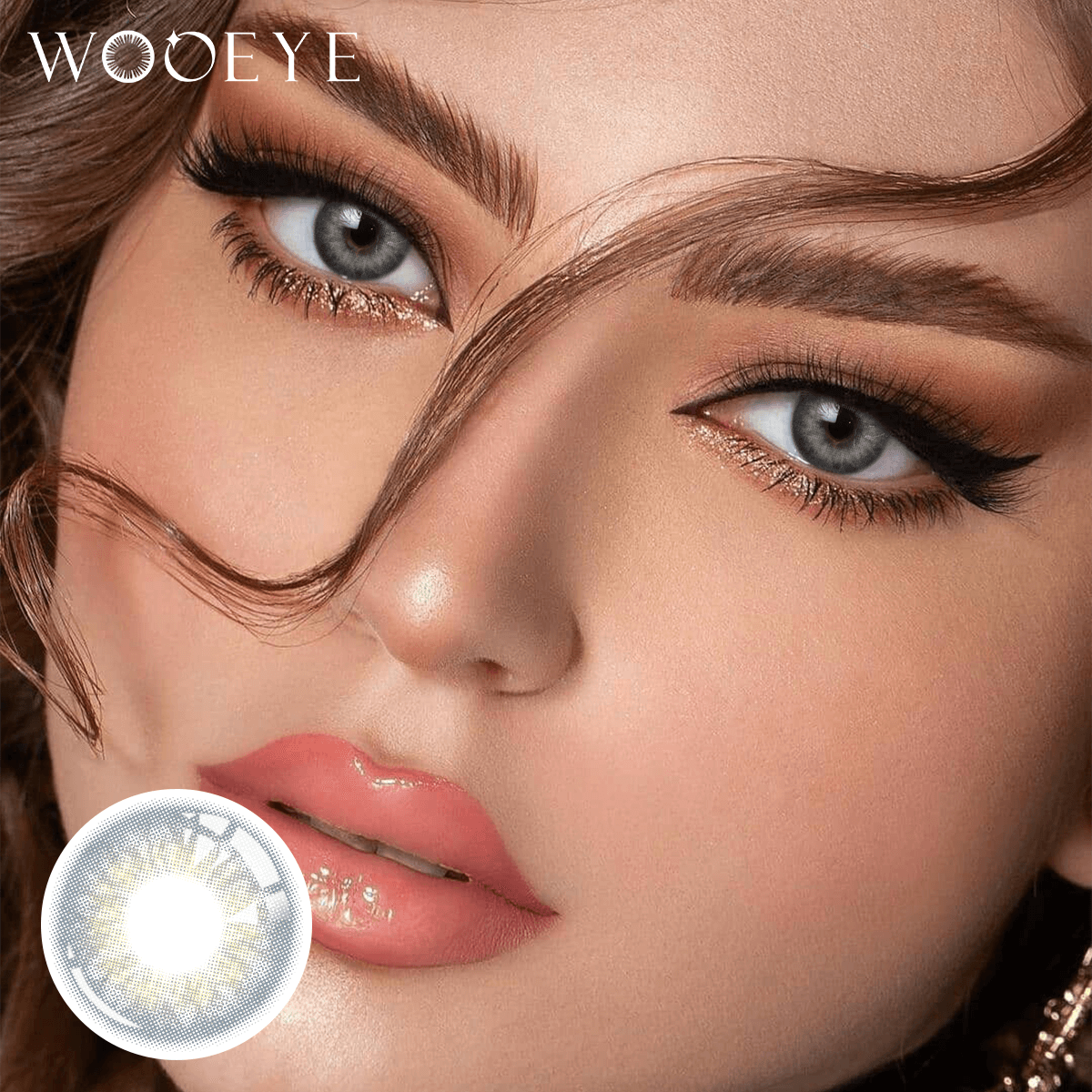 The girl's face is looking straight ahead, the upper left is the Wooeye logo, and the lower left is a close-up of the Taylor Gray contact lens
