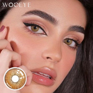 Model wearing Transform Brown Contact Lenses