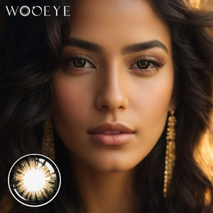 The girl's face is looking straight ahead, the upper left is the Wooeye logo, and the lower left is a close-up of the pearl blue contact lens