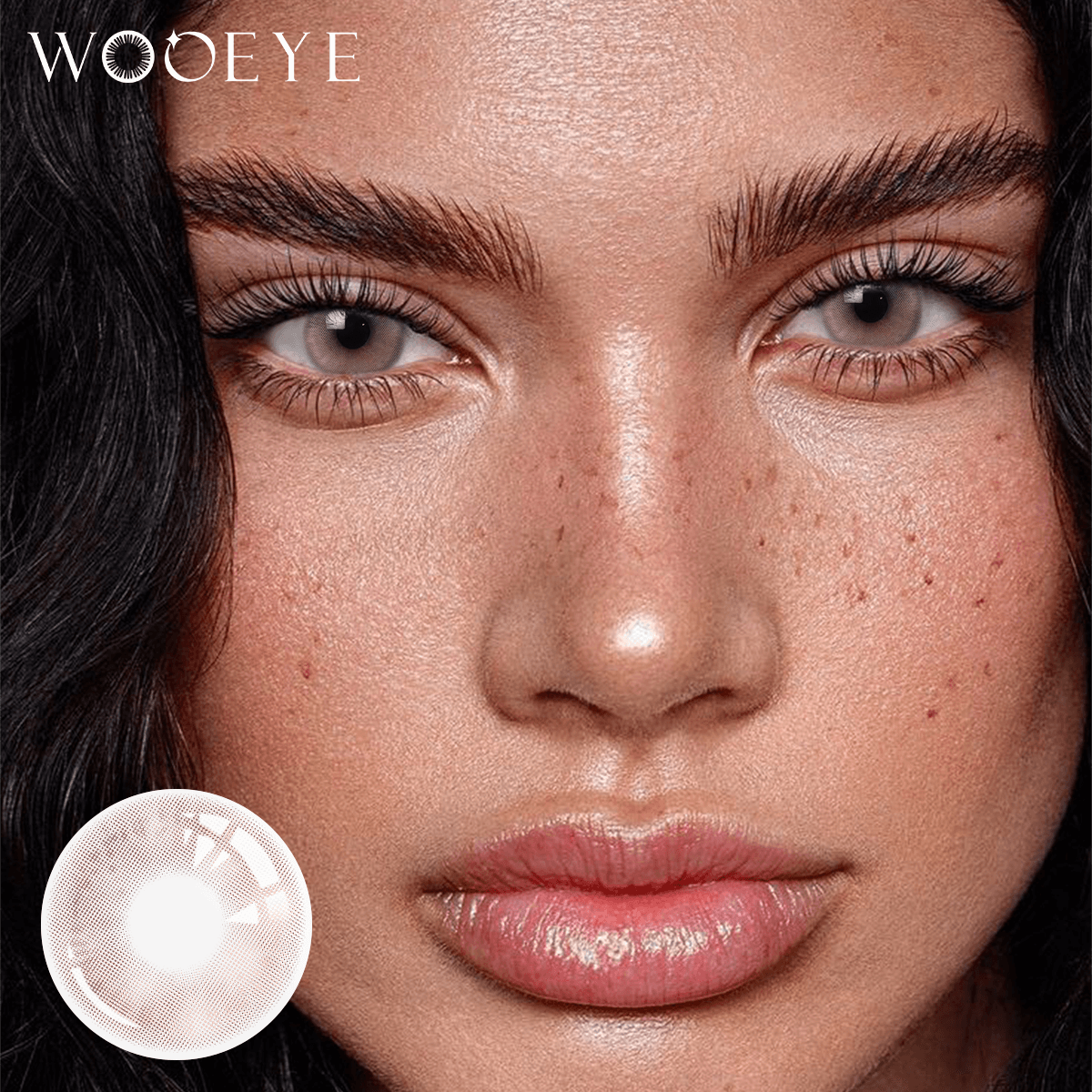 The girl's face is looking straight ahead, the upper left is the Wooeye logo, and the lower left is a close-up of the Clouds Brown contact lens