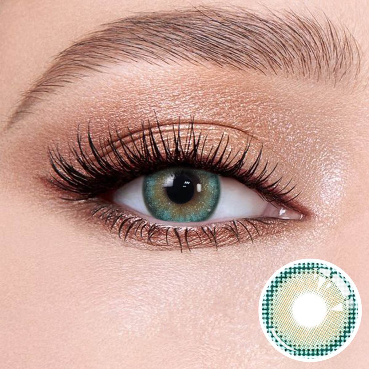 Natural looking Star Green contact lense with soft limbal ring for dark eyes