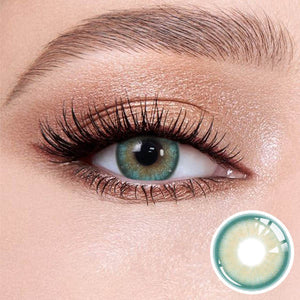 Natural looking Star Green contact lense with soft limbal ring for dark eyes